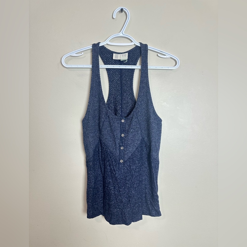 Monday Size S Women's Blue Sleeveless Top
